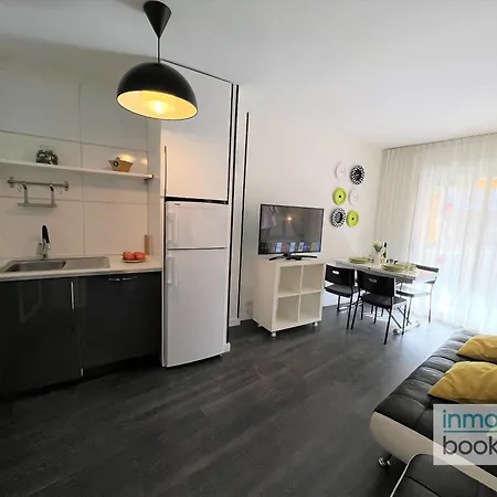Arquus , Climatizado Y Con Piscina Apartment *