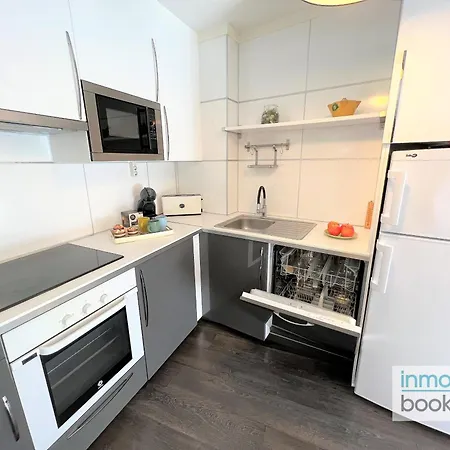 Arquus , Climatizado Y Con Piscina Apartament *